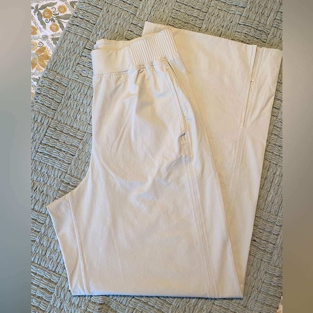 Lululemon Ecru Wide Leg Joggers Size M